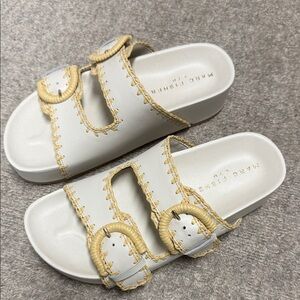 Brand New Marc Fisher White Slide Sandals SZ: 7.5